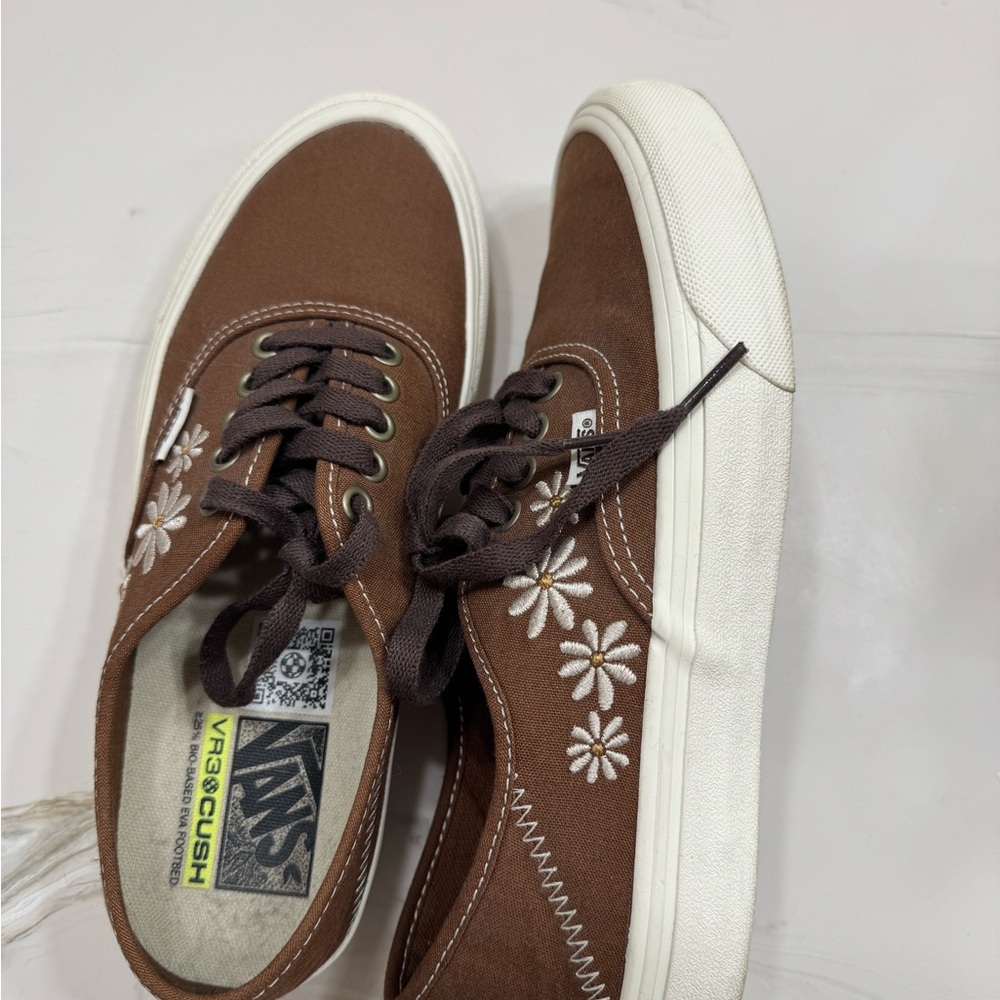 Vans Brown Sneakers with White Floral Embroidery